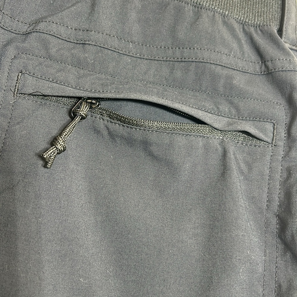 Cabela’s Women’s XPG Black Shorts, Size S - Picture 3 of 7
